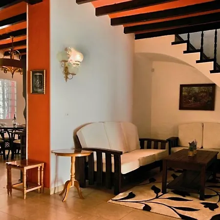 فيلة Finca La Plana Zh *