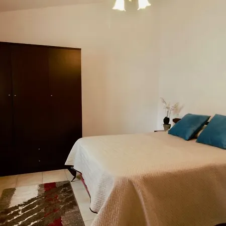 Finca La Plana Zh فيلة *