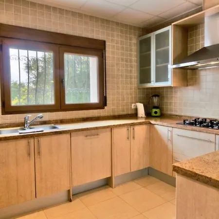 Finca La Plana Zh فيلة